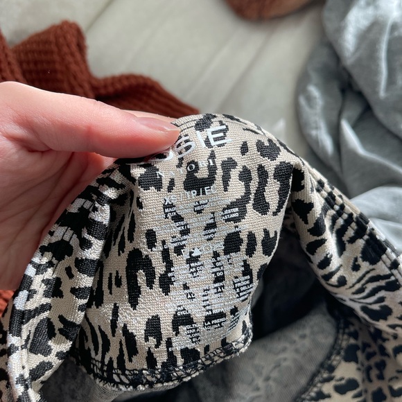 JOSIE NATORI | Matching Cheetah Print Active or Lounge Set - Picture 9 of 10